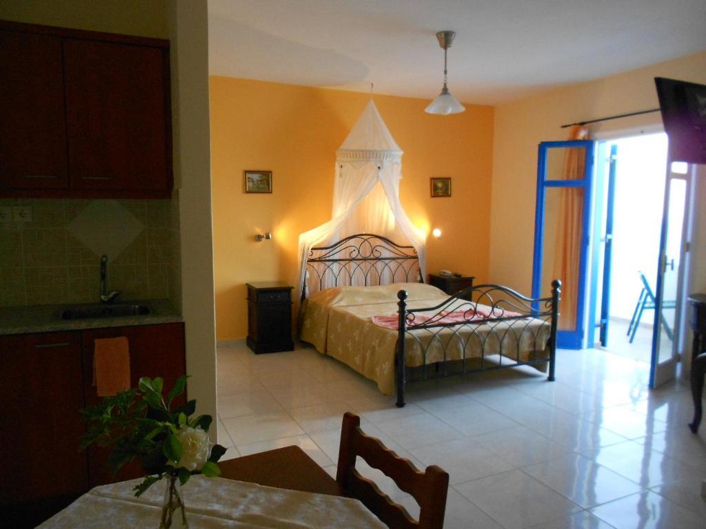 Dream View Hotel Stelida  Exterior photo